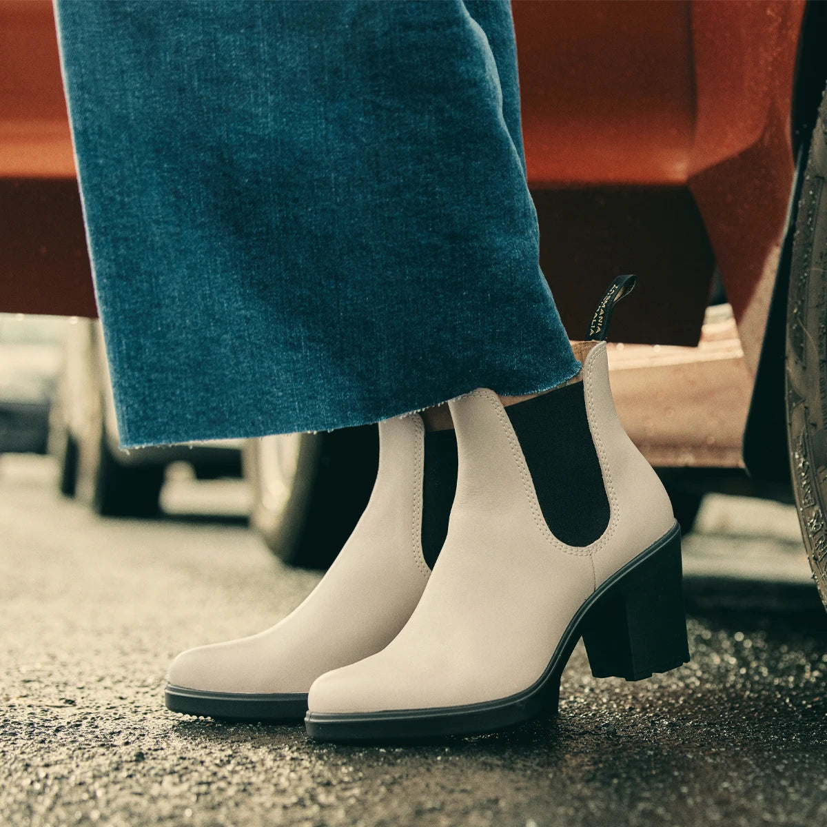2364 Women's 3" Heel Pearl Boot
