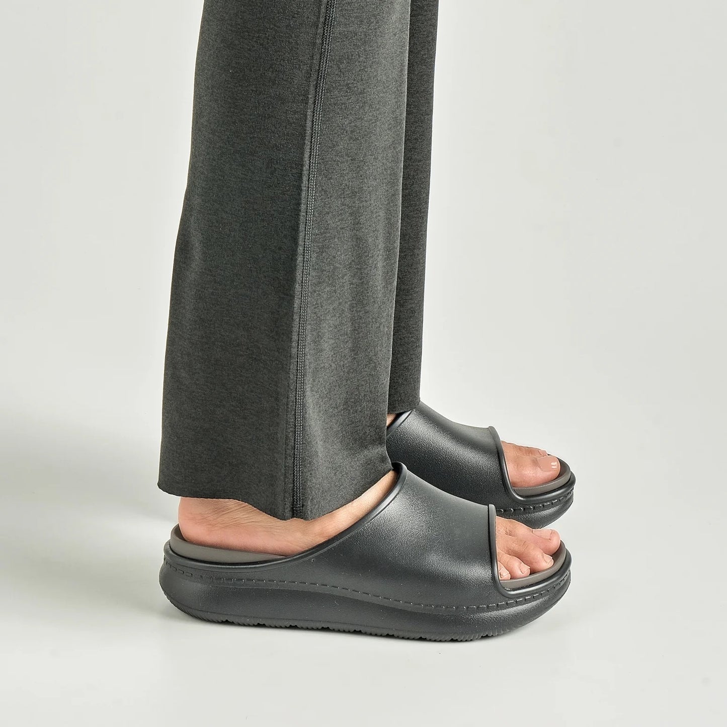Women's Devyn Recovery Sandal