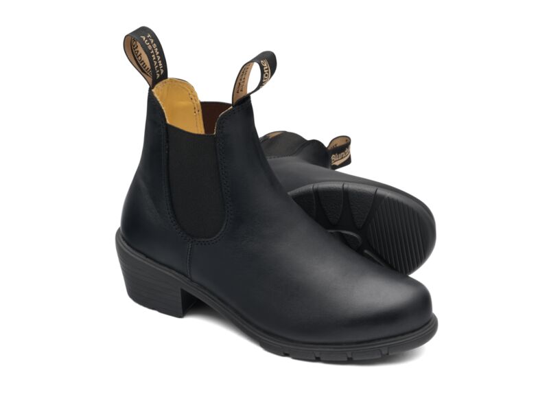 W Blundstone 1671 Heeled Boot Black