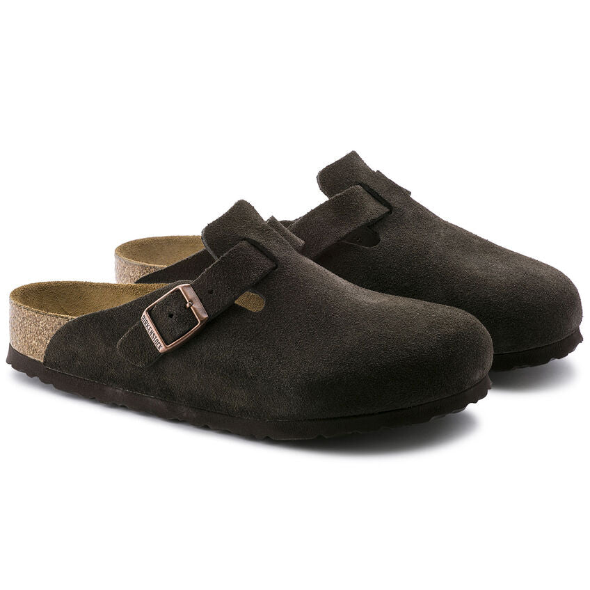 M Boston Soft Footbed Suede (Women's Wide)