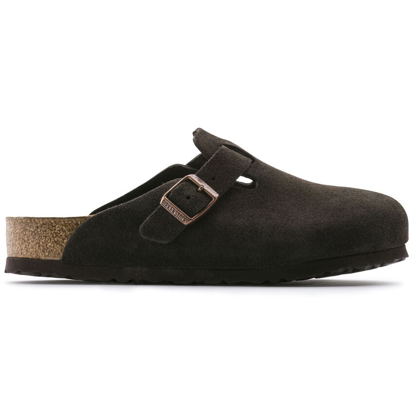 M Boston Soft Footbed Suede (Women's Wide)